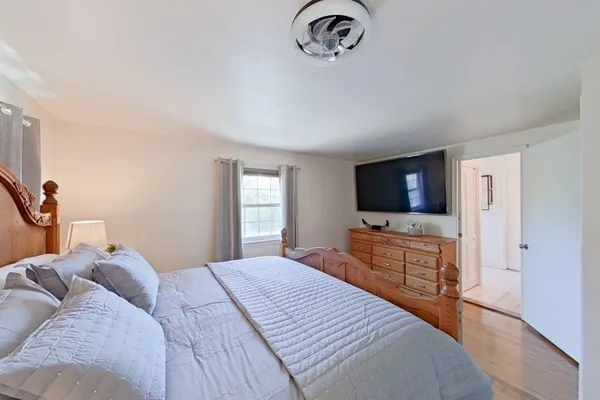 $450,000 | 1700 Evergreen Street, Trenton, MI 48183
