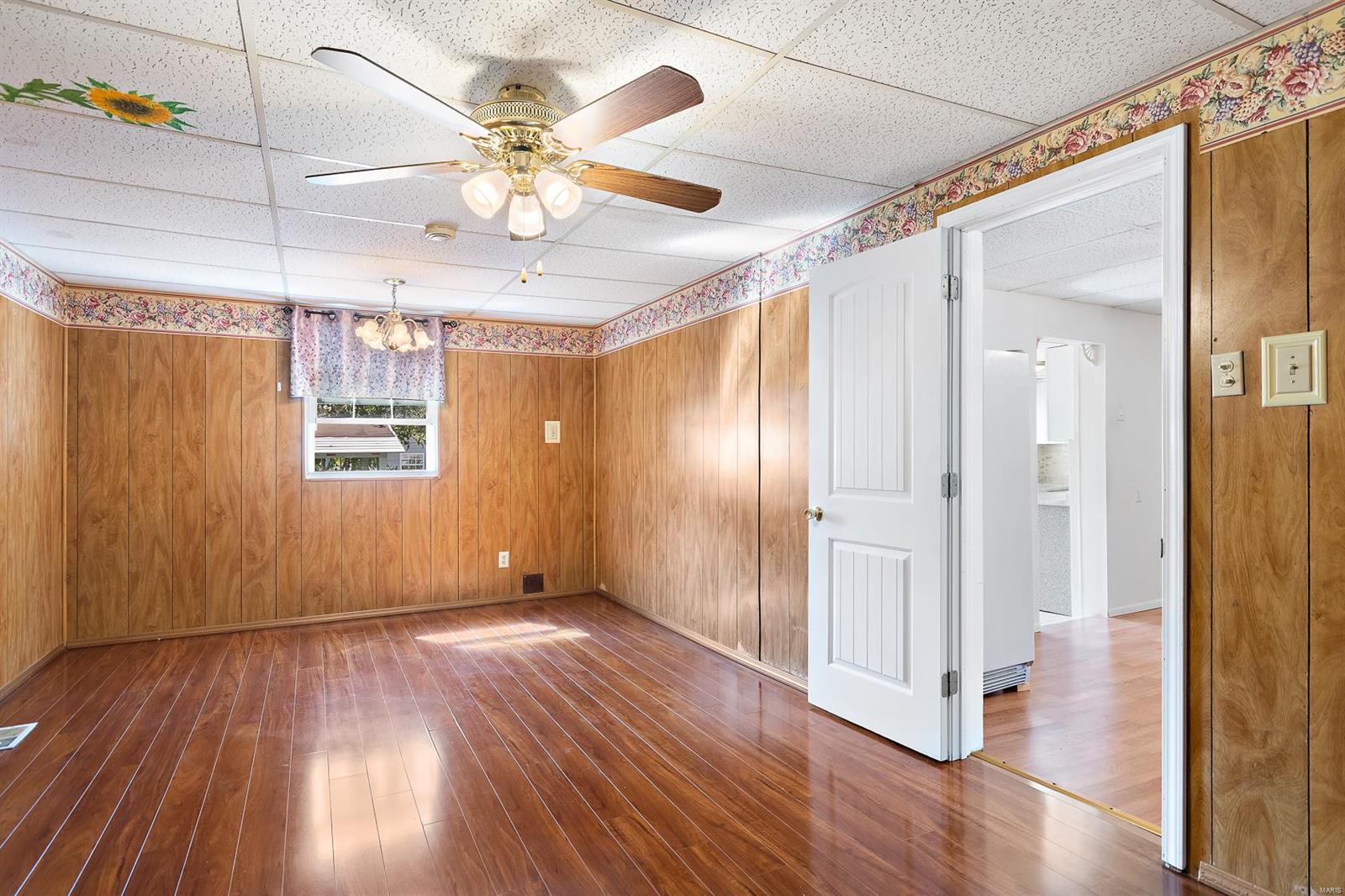 200 East Ripa Avenue St. Louis, MO 63125 - Photo 12 of 23