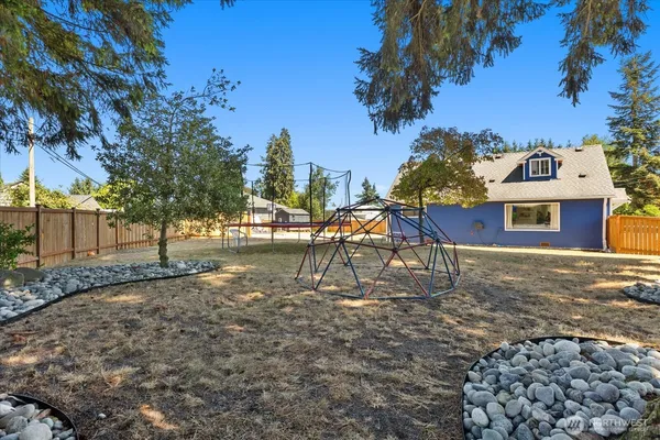 $635,000 | 2323 Lexington Avenue, Everett, WA 98203