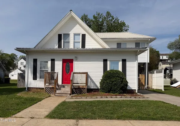 $264,900 | 142 West Wanola Avenue, Kingsport, TN 37660