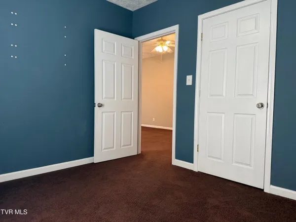 $264,900 | 142 West Wanola Avenue, Kingsport, TN 37660