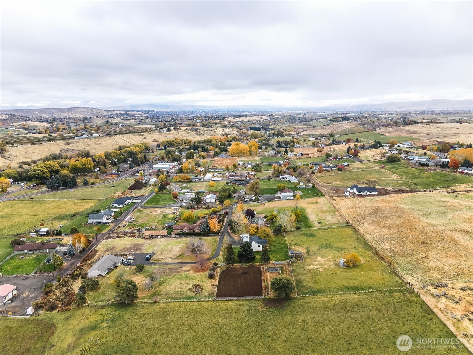 240 Knoll Road Yakima, WA 98908 - Photo 36 of 36 Gallery Image 36