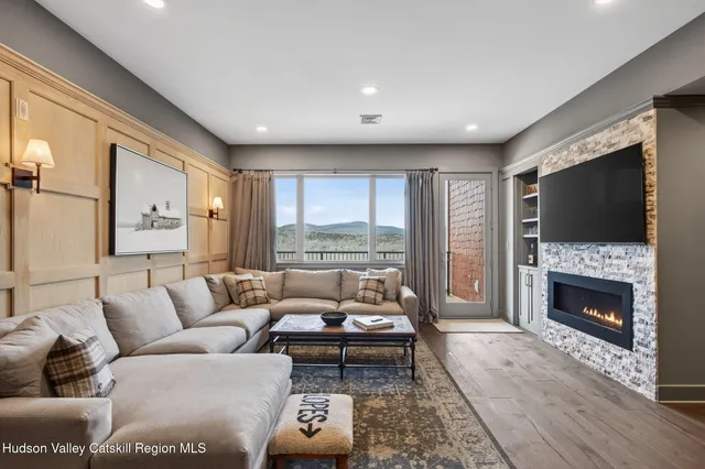 $1,350,000 | 11 Whisper Creek Drive, Unit 504, Windham, NY 12496