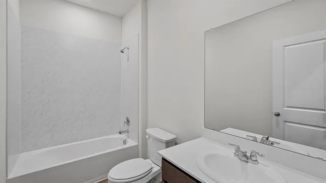 $328,990 | 3303 Spaulding Drive, Sherman, TX 75090