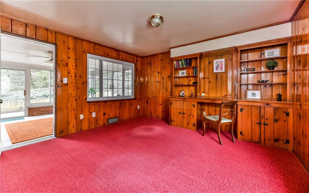 406 Burlington Road Pittsburgh, PA 15221 - Photo 15 of 25 Gallery Image 15