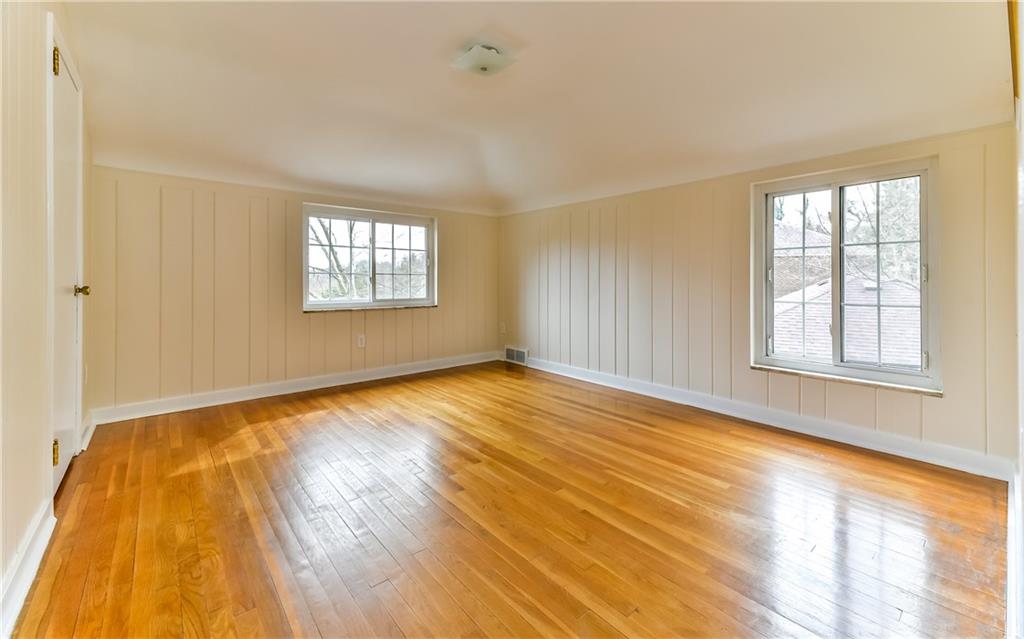 406 Burlington Road Pittsburgh, PA 15221 - Photo 18 of 25 Gallery Image 18