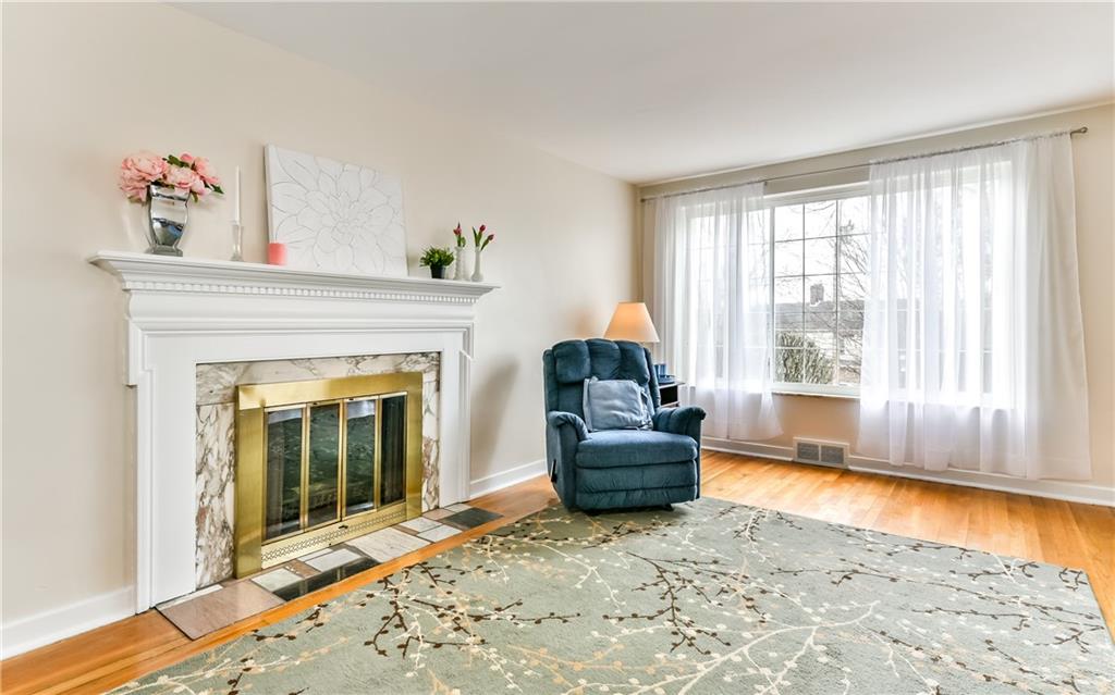 406 Burlington Road Pittsburgh, PA 15221 - Photo 3 of 25 Gallery Image 3