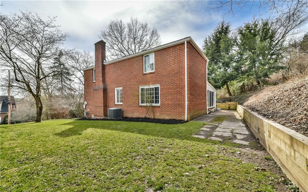 406 Burlington Road Pittsburgh, PA 15221 - Photo 24 of 25 Gallery Image 24