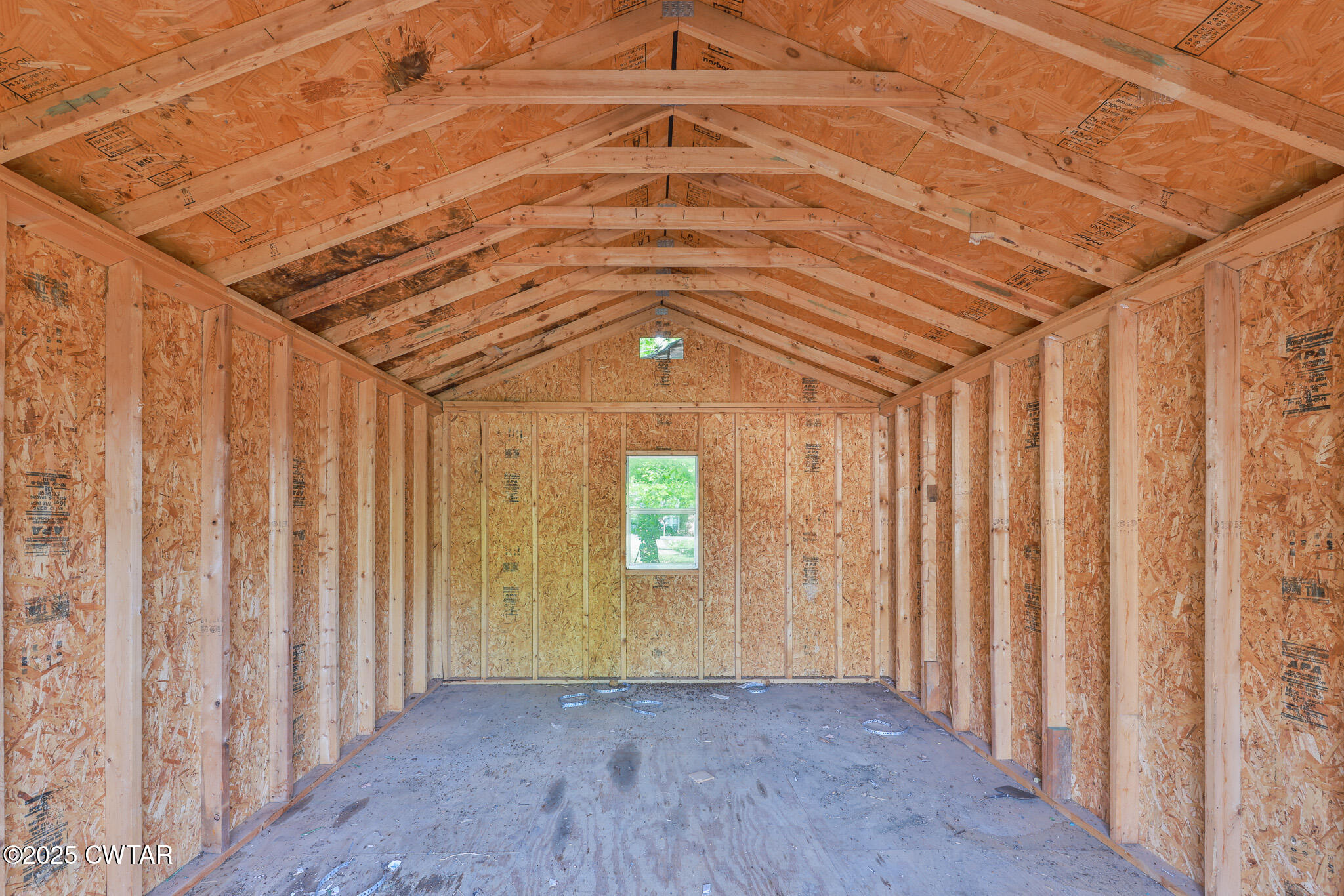 679 North Main Street Dyer, TN 38330 - Photo 10 of 25 a view of entryway with wooden floor