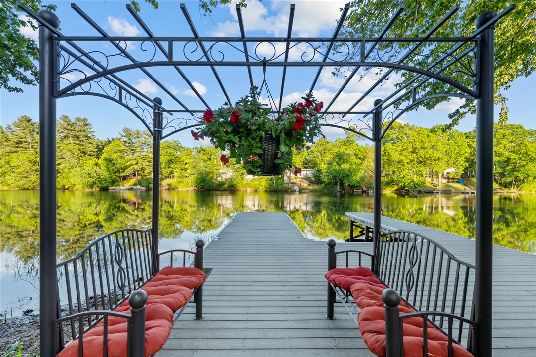 28 Pine Tree Road Coventry, RI 02816 - Photo 6 of 50