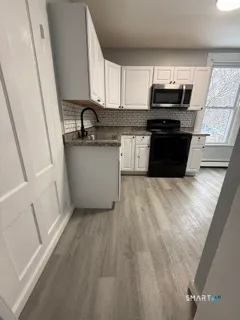 $2,000 | 19 Camp Street, Unit 2, Meriden, CT 06451