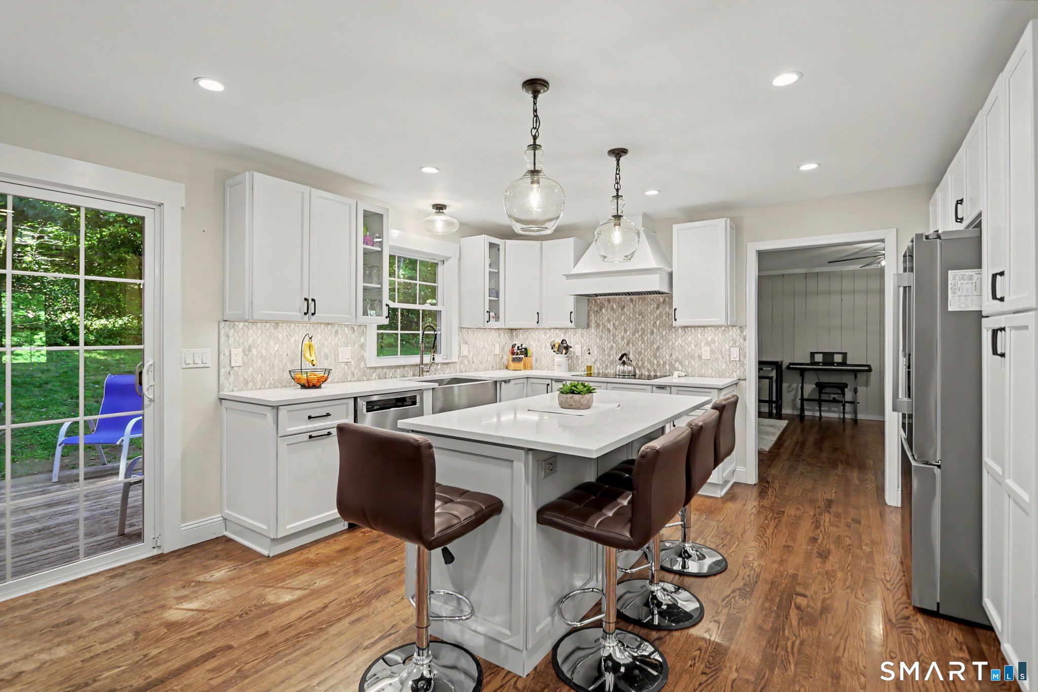 29 Field Rock Road Monroe, CT 06468 - Photo 8 of 36