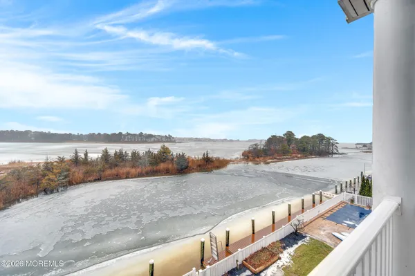 $1,599,999 | 1828 Cable Drive, Toms River, NJ 08753