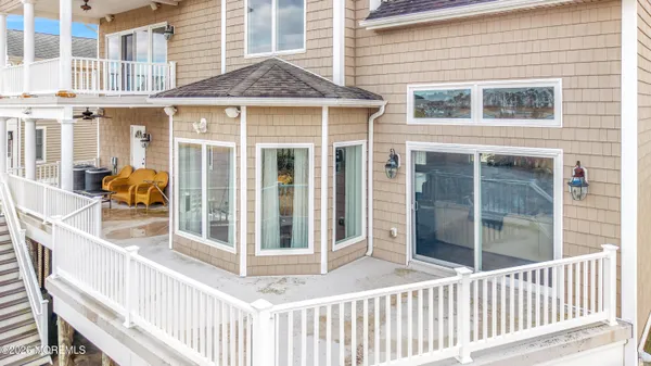 $1,599,999 | 1828 Cable Drive, Toms River, NJ 08753