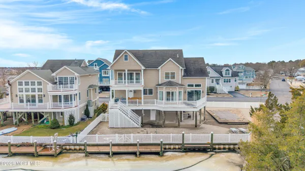 $1,599,999 | 1828 Cable Drive, Toms River, NJ 08753