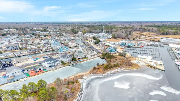 $1,599,999 | 1828 Cable Drive, Toms River, NJ 08753