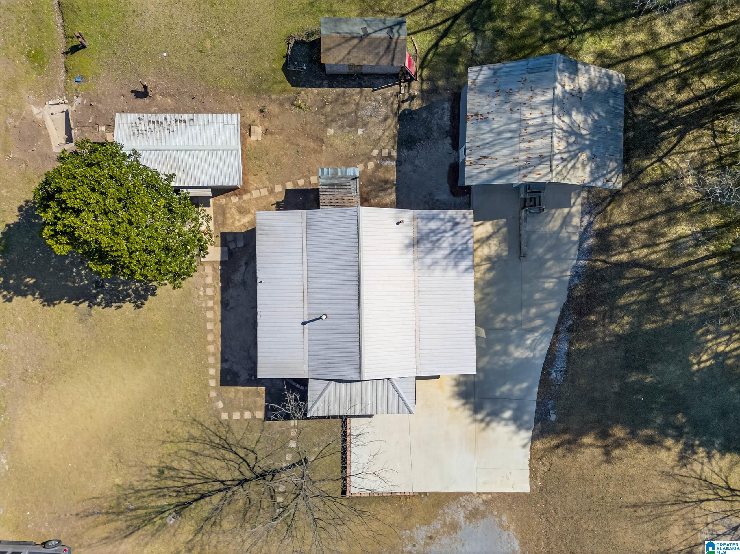 1423 Peaceburg Road Weaver, AL 36277 - Photo 25 of 34
