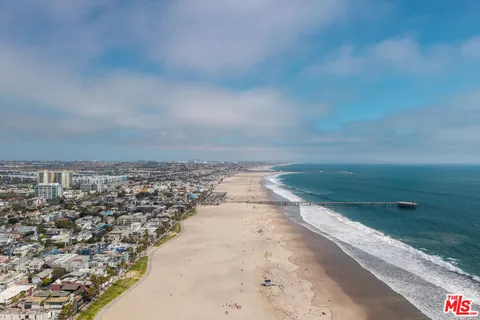 $7,695,000 | 33 26th Avenue, Venice, CA 90291