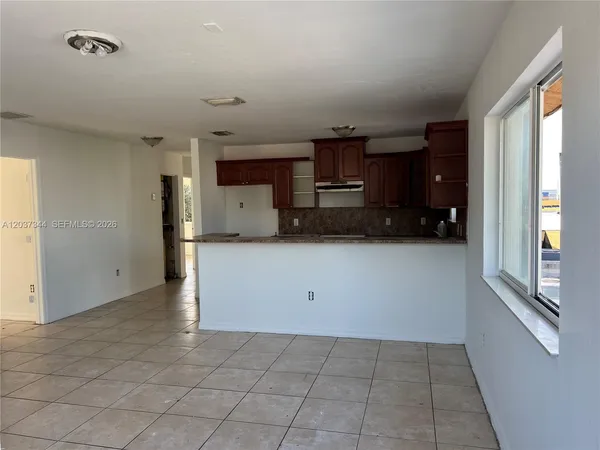 $3,000 | 7012 Northwest 6th Court, Unit 7012, Miami, FL 33150