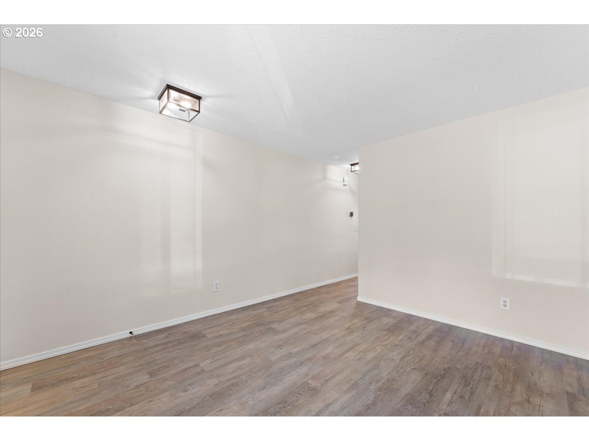 1167 Southwest 183rd Place Beaverton, OR 97003 - Photo 6 of 33