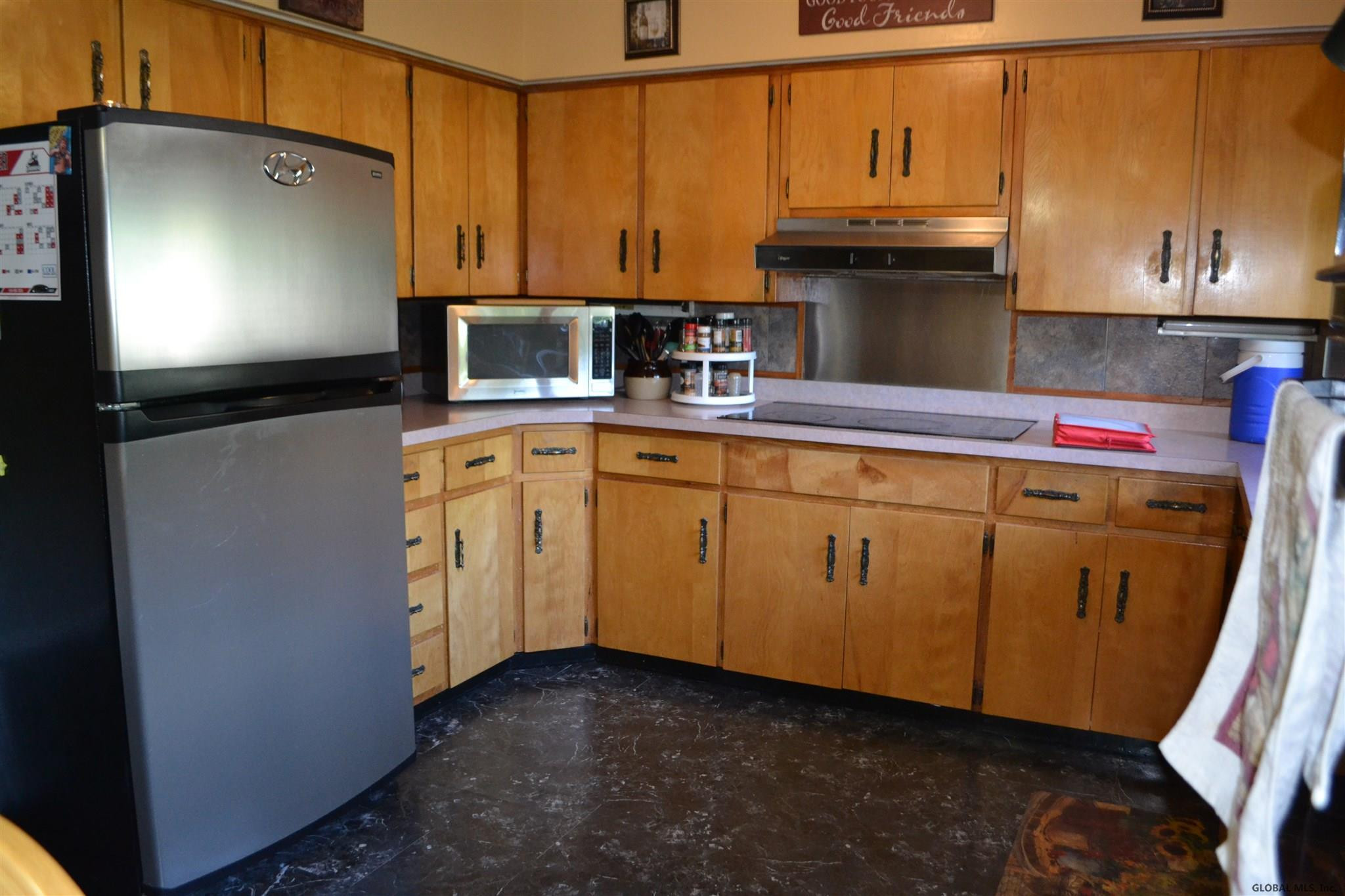 377 Reynolds Road Moreau, NY 12828 - Photo 3 of 33 Photo 3