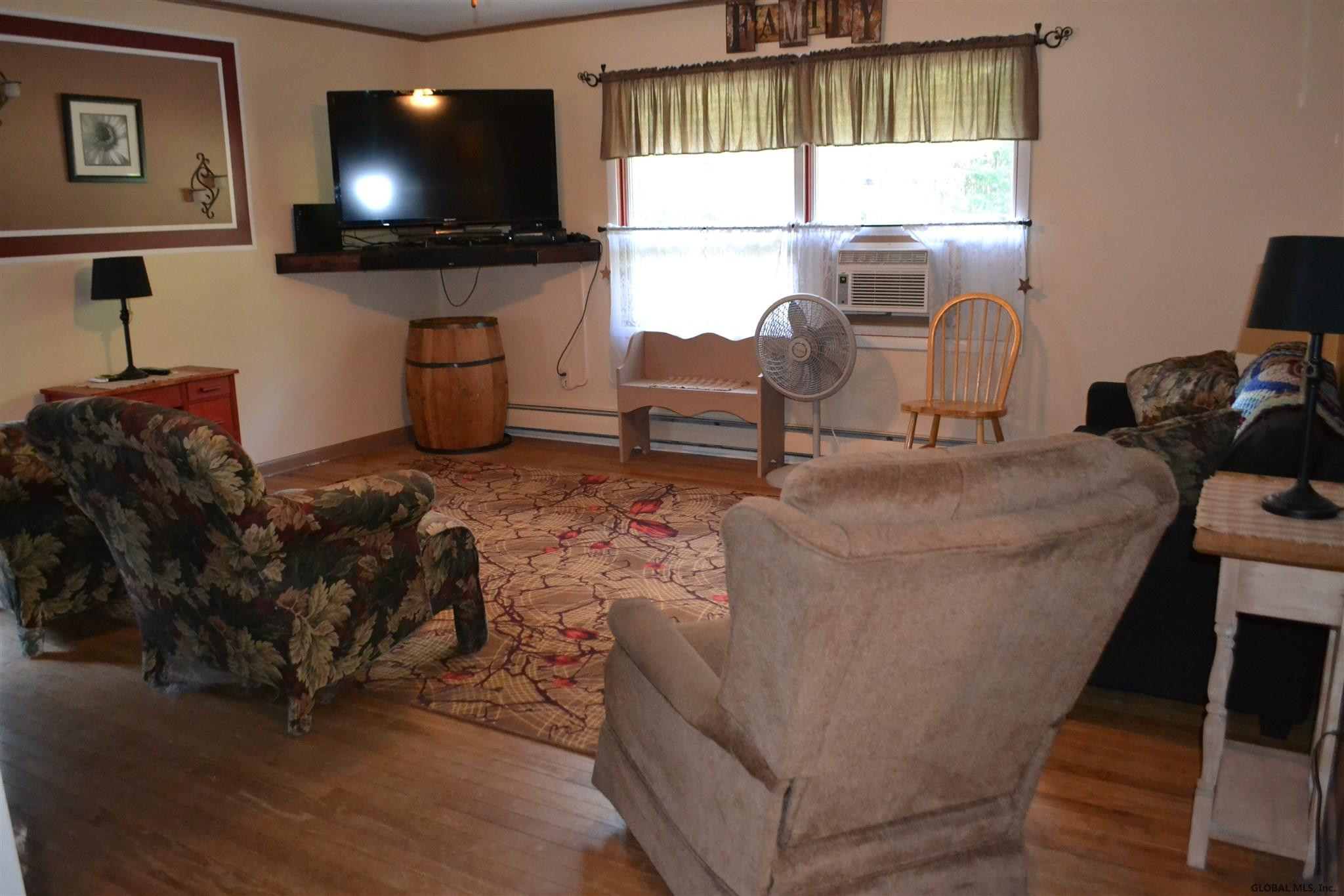 377 Reynolds Road Moreau, NY 12828 - Photo 10 of 33 Photo 10