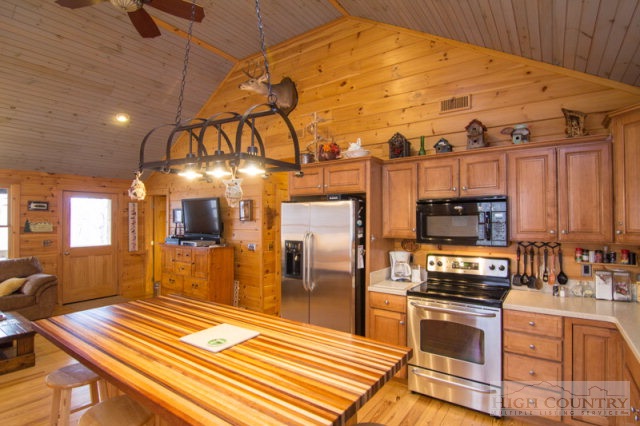 661 Timberlane Drive Boone, NC 28607 - Photo 24 of 37 Gallery Image 24