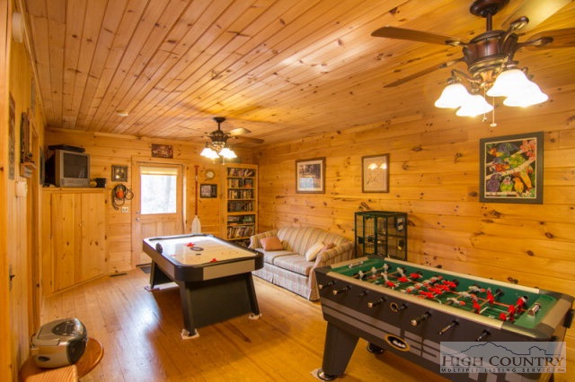 661 Timberlane Drive Boone, NC 28607 - Photo 10 of 37 Gallery Image 10