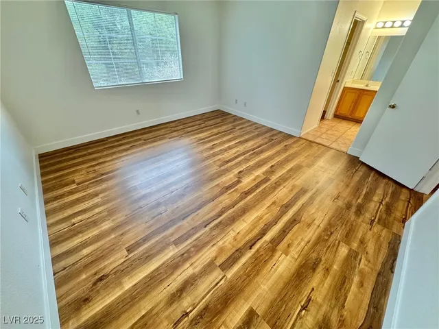 $1,800 | 9916 La Paca Avenue, Las Vegas, NV 89117