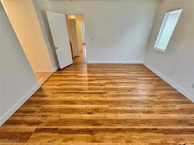 $1,800 | 9916 La Paca Avenue, Las Vegas, NV 89117