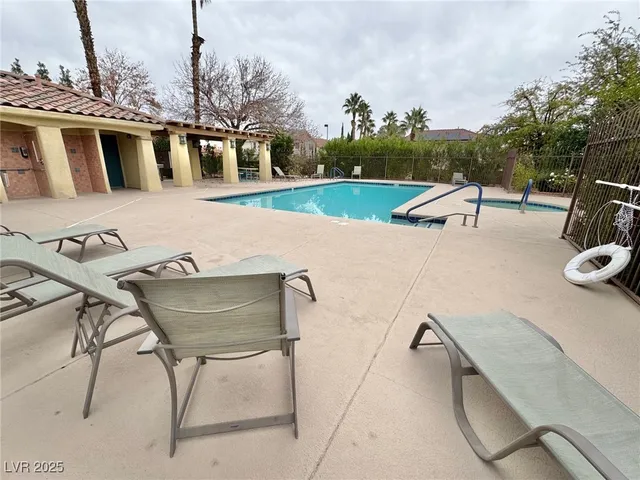 $1,800 | 9916 La Paca Avenue, Las Vegas, NV 89117