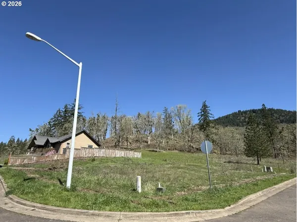 $130,000 | 6000 North Hyland Lane, Lowell, OR 97452
