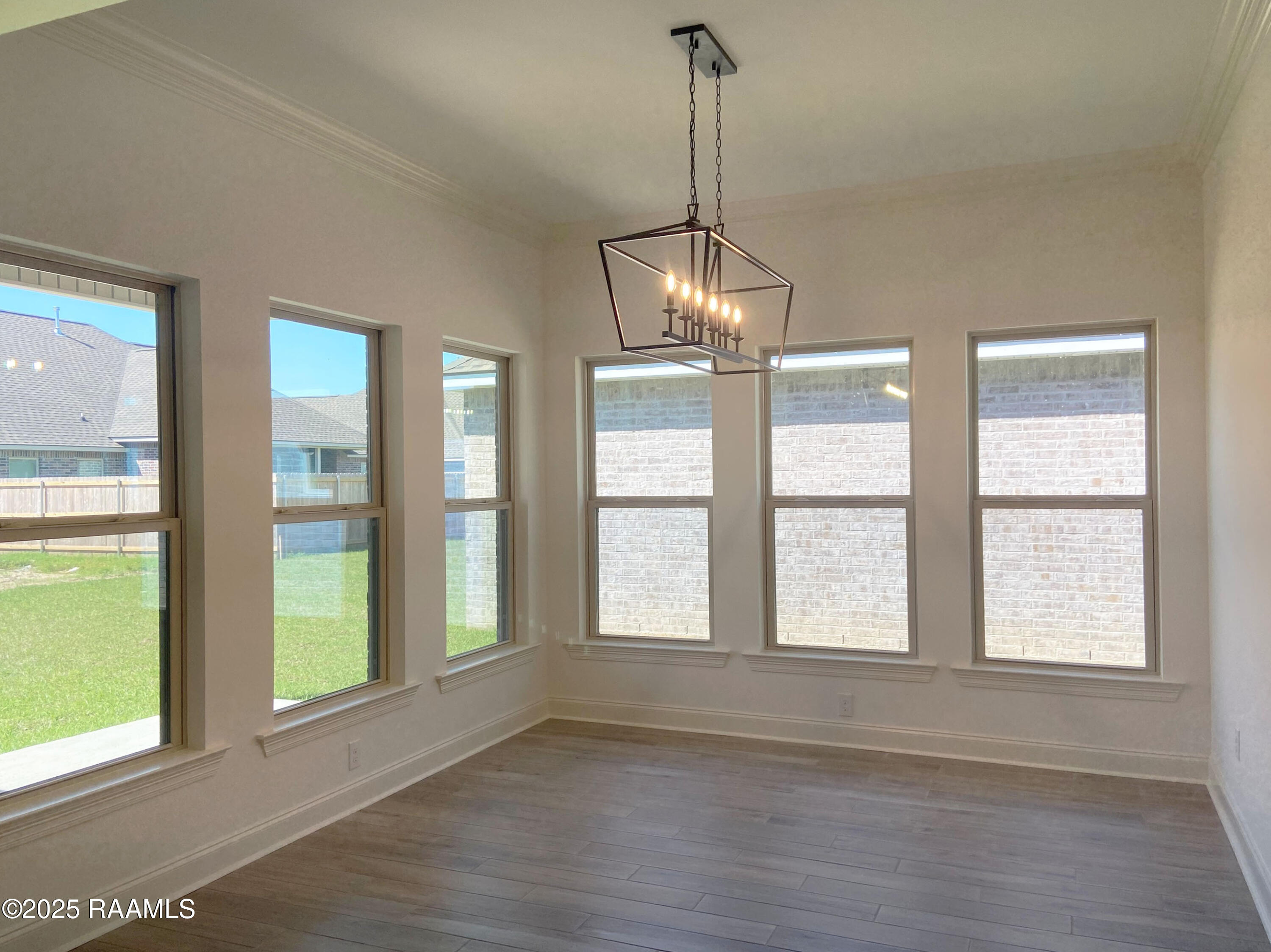 105 Grimmon Road Youngsville, LA 70592 - Photo 3 of 8 DINING
