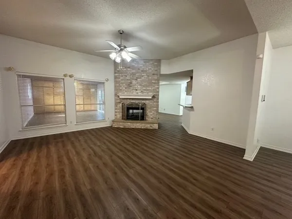 $2,200 | 2411 Oak Brook Drive, Portland, TX 78374
