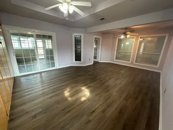 $2,200 | 2411 Oak Brook Drive, Portland, TX 78374