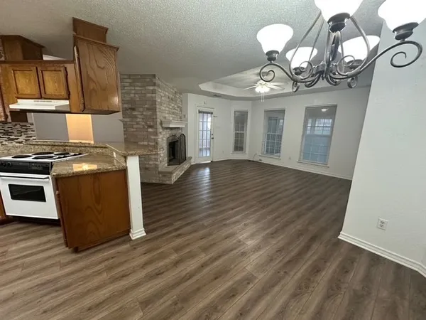 $2,200 | 2411 Oak Brook Drive, Portland, TX 78374