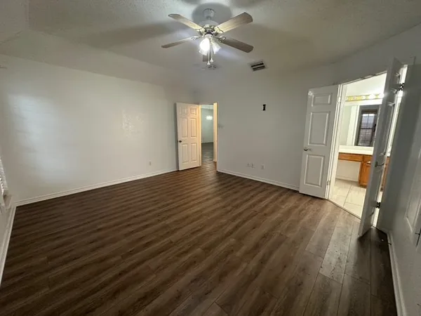 $2,200 | 2411 Oak Brook Drive, Portland, TX 78374