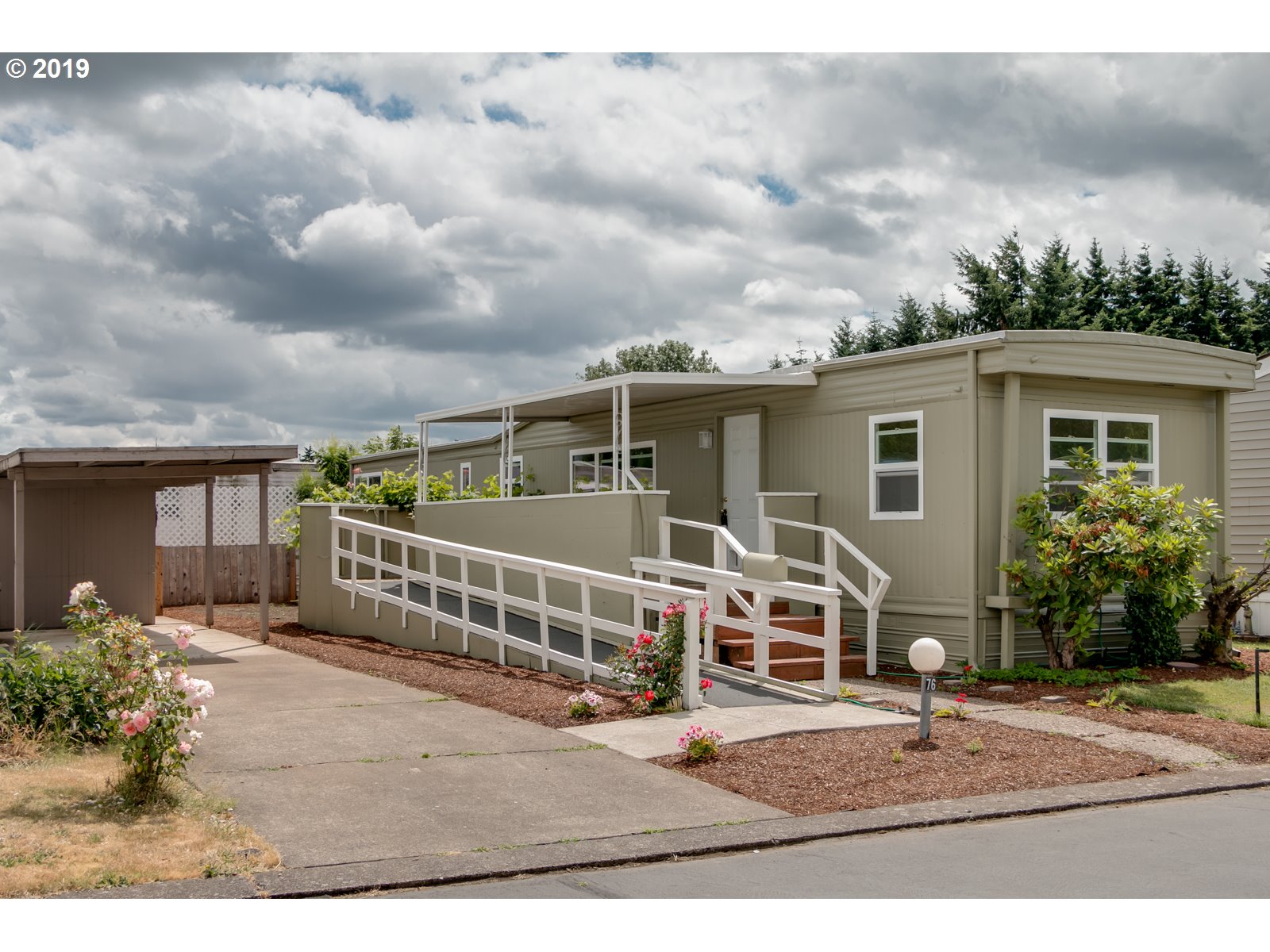 2150 Laura Street, Unit SP76 Springfield, OR 97477 - Photo 1 of 22