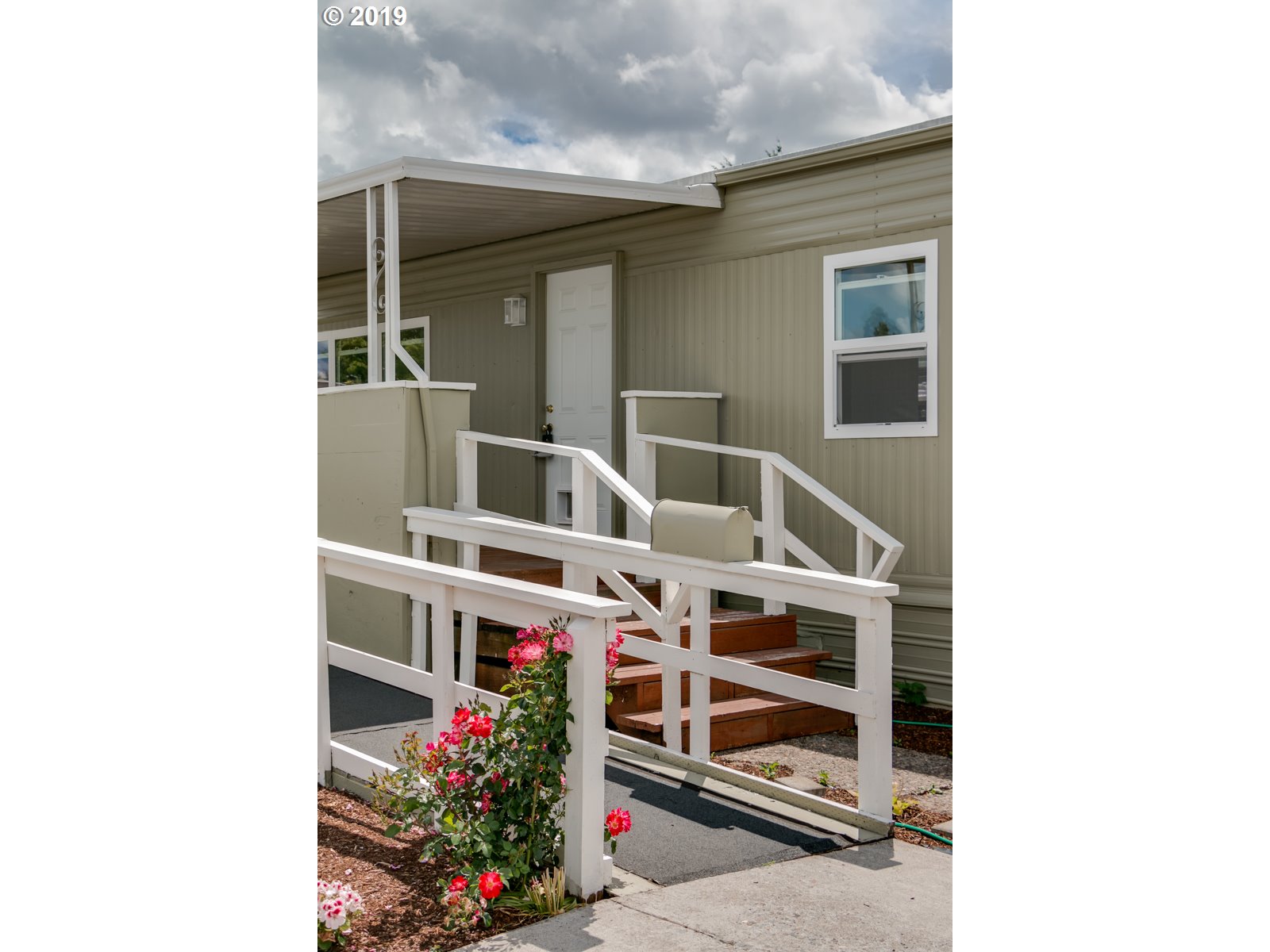 2150 Laura Street, Unit SP76 Springfield, OR 97477 - Photo 3 of 22
