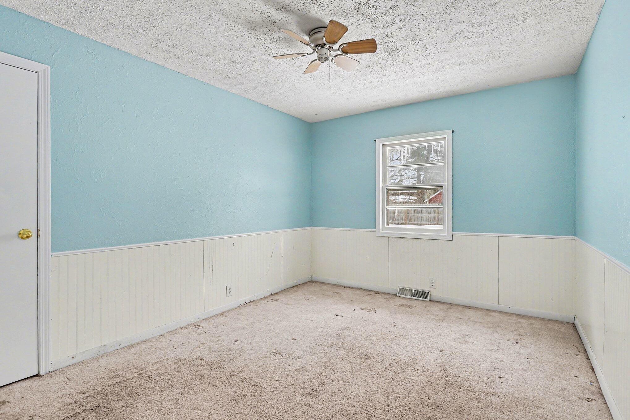 505 North Fourth Street Sturgis, MI 49091 - Photo 12 of 17 012_file_8444