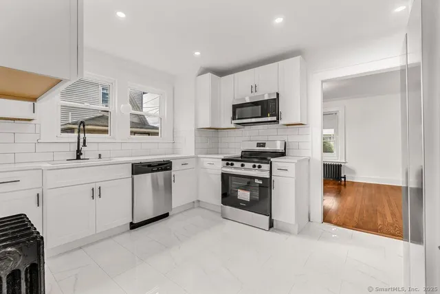 $479,900 | 123 Harlem Avenue, Bridgeport, CT 06606