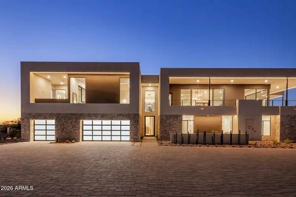 $5,465,000 | 6037 North 21st Place, Phoenix, AZ 85016