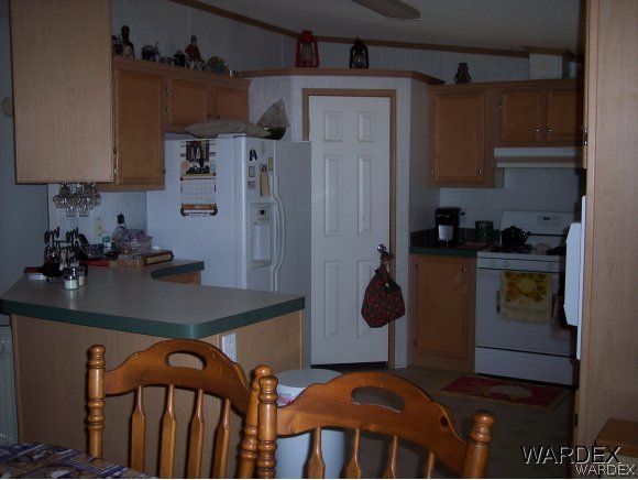 3731 Gila Road Golden Valley, AZ 86413 - Photo 8 of 20 kitchen with pantry