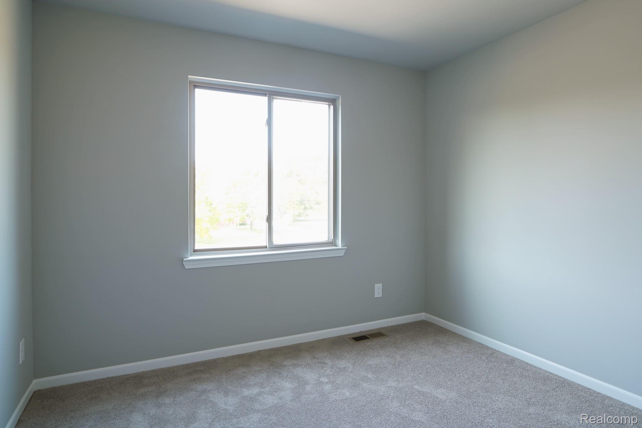 34600 Garfield Road Fraser, MI 48026 - Photo 34 of 39 34600Garfield-32.jpg