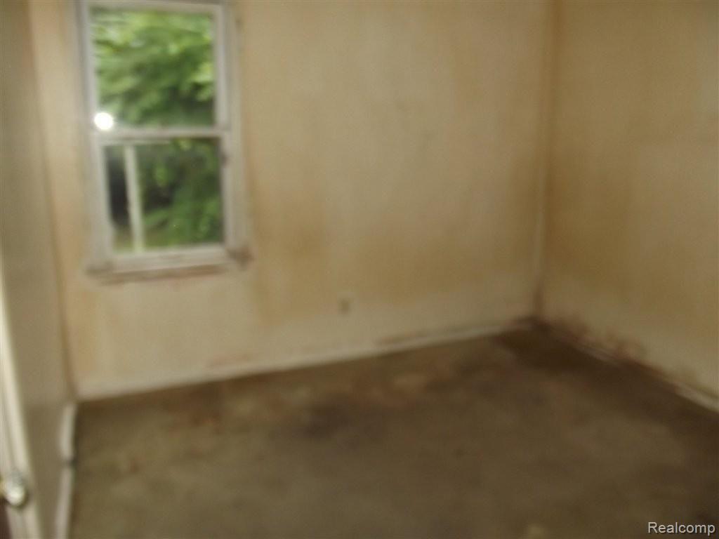 14653 Rutherford Street Detroit, MI 48227 - Photo 8 of 15 261-767864 - BEDROOM 3.JPG