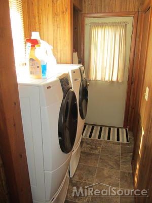 7331 Laurel Road Lexington, MI 48450 - Photo 7 of 7 31195135-6.JPG