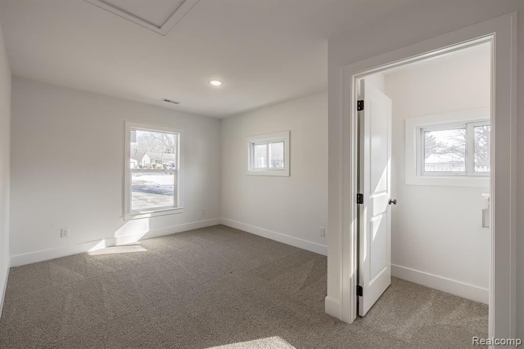 3750 Alida Avenue Rochester Hills, MI 48309 - Photo 52 of 68