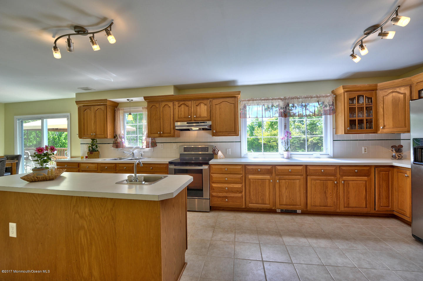 197 Burlington Path Road Cream Ridge, NJ 08514 - Photo 13 of 52 BURLINGTON%2018