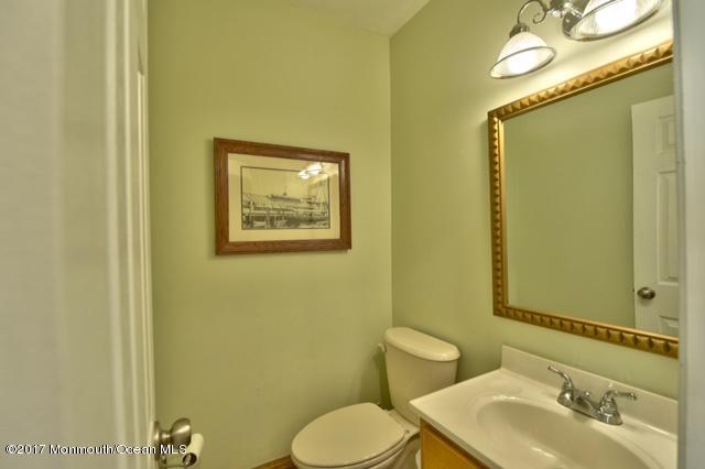 197 Burlington Path Road Cream Ridge, NJ 08514 - Photo 22 of 52 BURLINGTON%2032.1:2 bathJPG