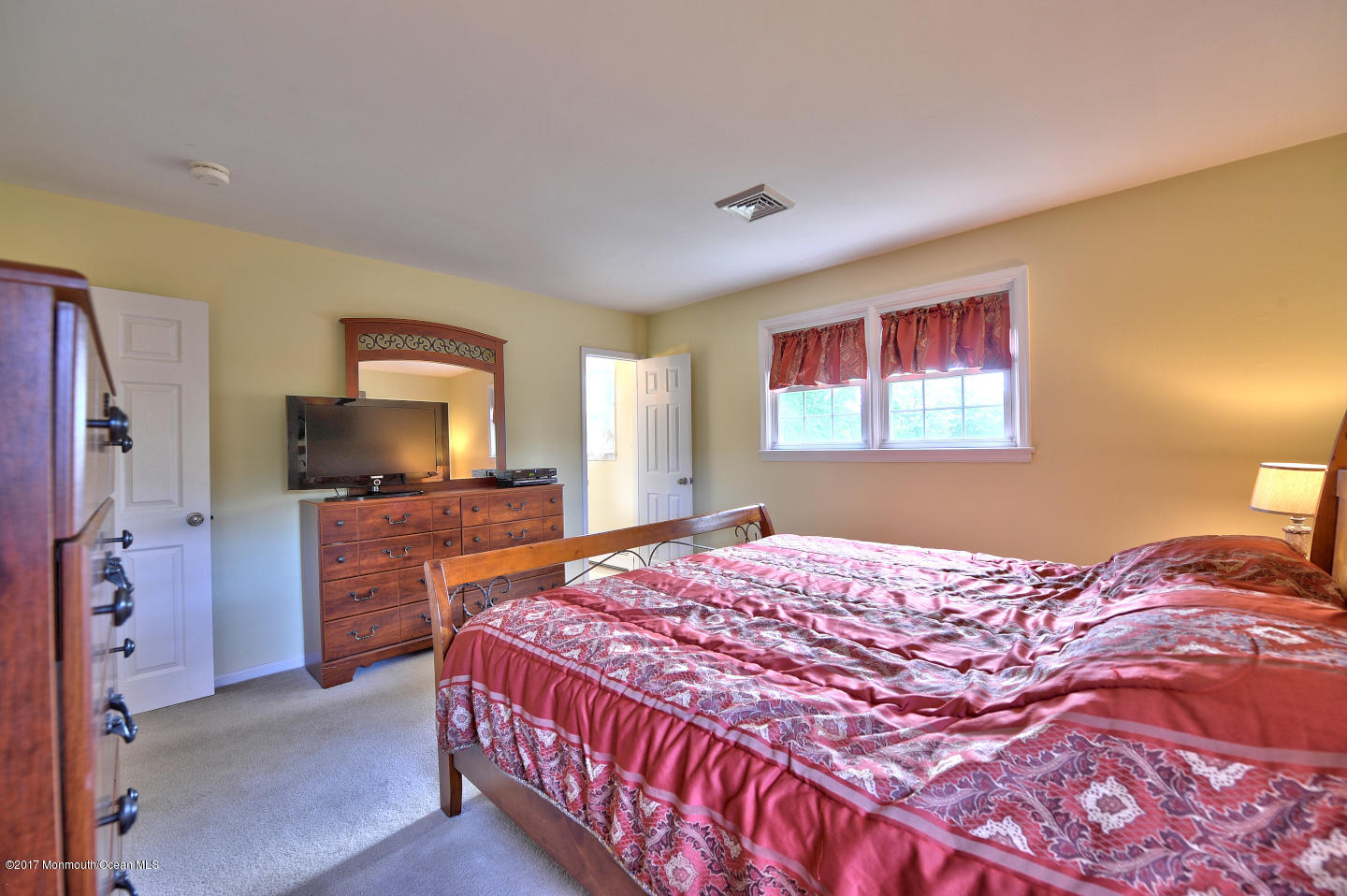 197 Burlington Path Road Cream Ridge, NJ 08514 - Photo 26 of 52 BURLINGTON%2039-1